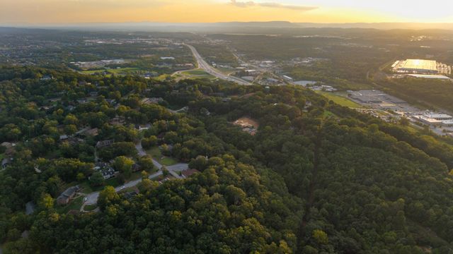 4742 Buckingham Drive, Chattanooga, TN 37421