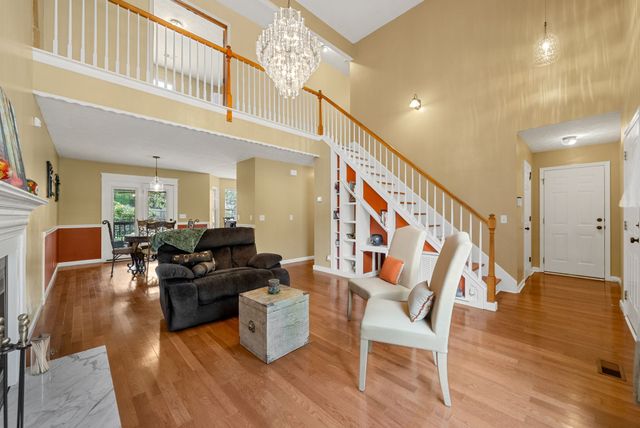 802 Crystal Ct, Mount Juliet, TN 37122