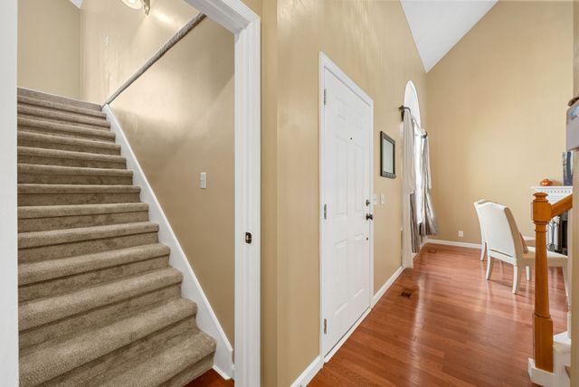 802 Crystal Ct, Mount Juliet, TN 37122