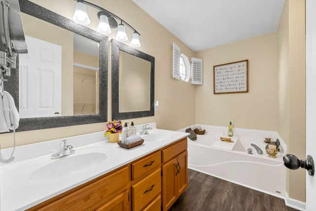 802 Crystal Ct, Mount Juliet, TN 37122