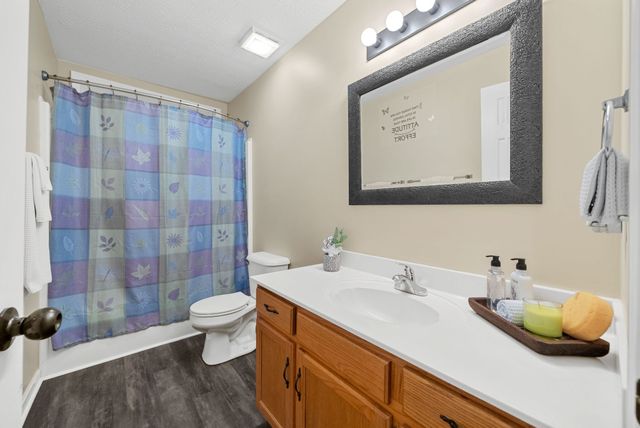 802 Crystal Ct, Mount Juliet, TN 37122