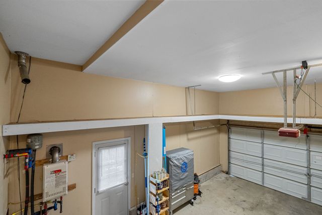 802 Crystal Ct, Mount Juliet, TN 37122