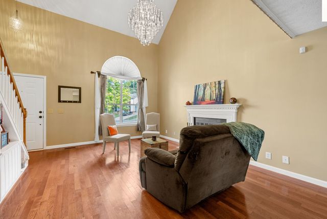 802 Crystal Ct, Mount Juliet, TN 37122