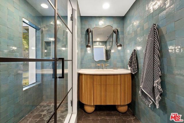 33261 Decker School Road, Malibu, CA 90265