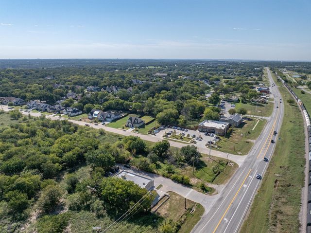 208 Village Way, Argyle, TX 76226