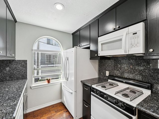 1405 Bailey Street, Houston, TX 77019