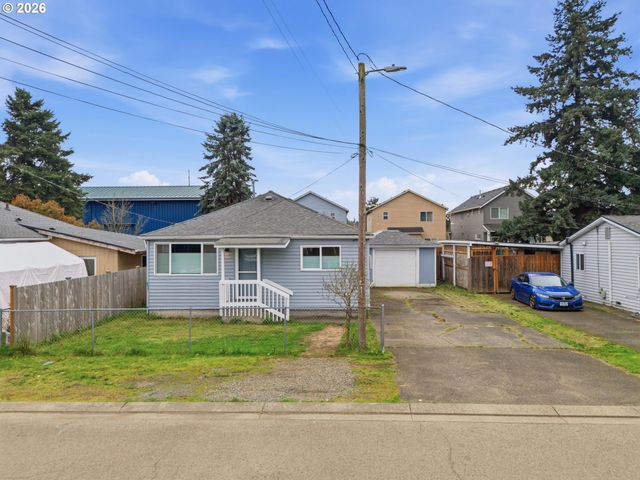 10068 Se BRANDEIS St, Clackamas, OR 97015