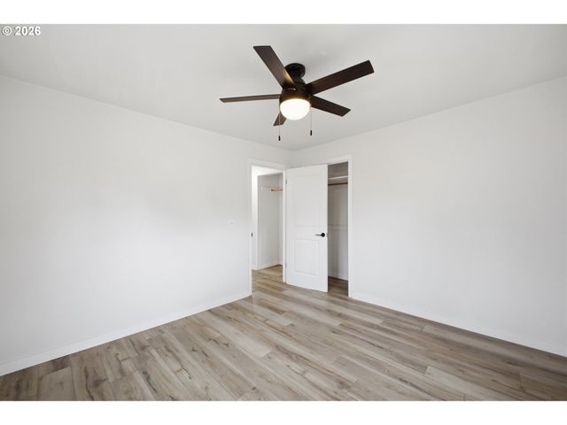 10068 Se BRANDEIS St, Clackamas, OR 97015