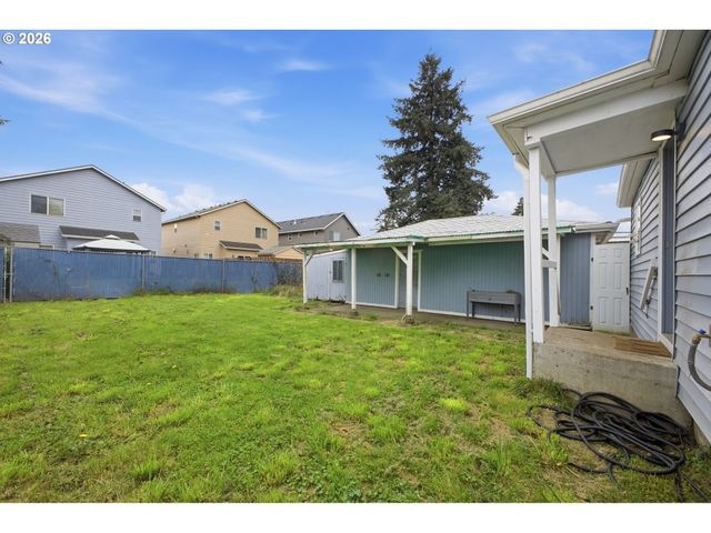 10068 Se BRANDEIS St, Clackamas, OR 97015
