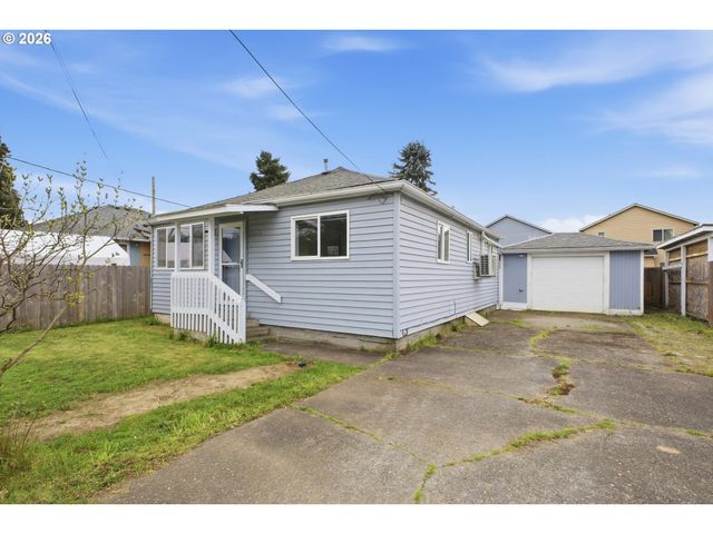 10068 Se BRANDEIS St, Clackamas, OR 97015