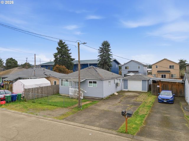 10068 Se BRANDEIS St, Clackamas, OR 97015