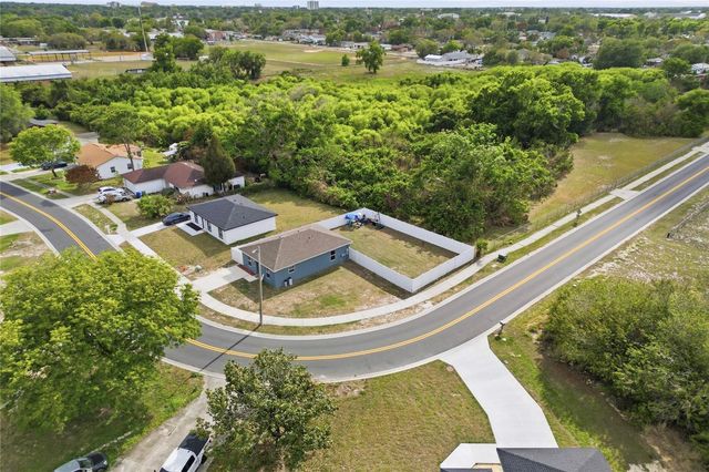 800 WARE AVENUE NE, Winter Haven, FL 33881