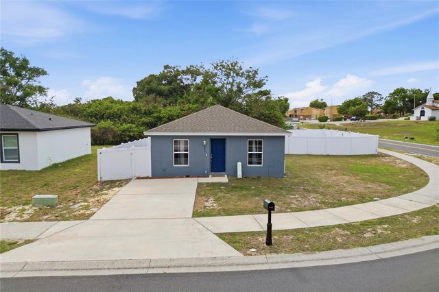 800 WARE AVENUE NE, Winter Haven, FL 33881