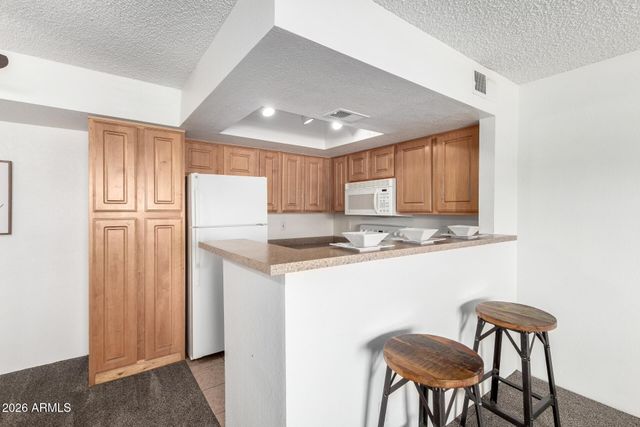 3601 W TIERRA BUENA Lane 227, Phoenix, AZ 85053