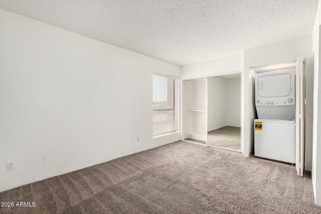 3601 W TIERRA BUENA Lane 227, Phoenix, AZ 85053