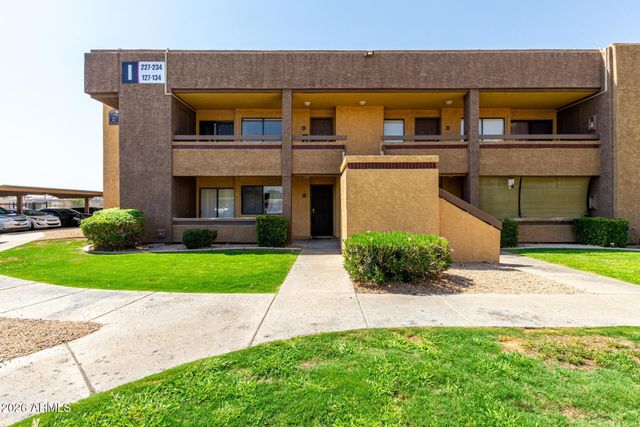 3601 W TIERRA BUENA Lane 227, Phoenix, AZ 85053