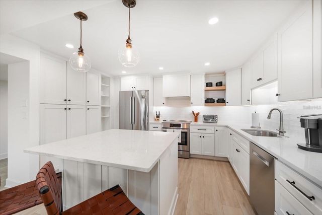 1480 GULF BOULEVARD 401 A, Clearwater Beach, FL 33767