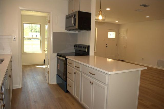 3174 Roberts Lane, Semmes, AL 36575