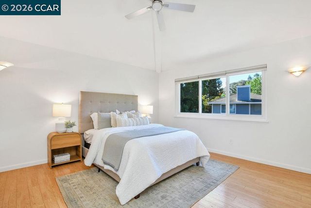 2246 Bridgeport Way, Martinez, CA 94553