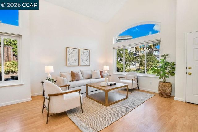 2246 Bridgeport Way, Martinez, CA 94553