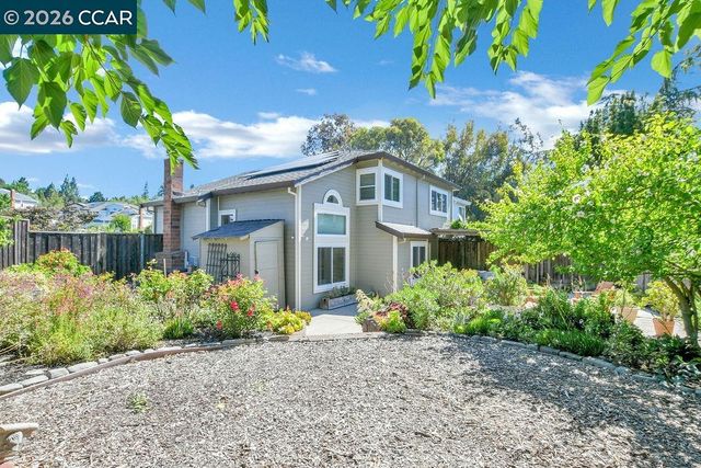 2246 Bridgeport Way, Martinez, CA 94553