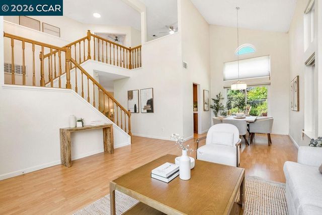 2246 Bridgeport Way, Martinez, CA 94553