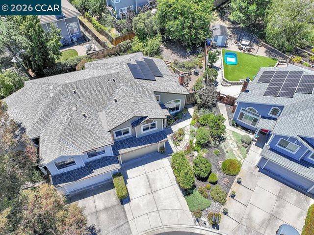 2246 Bridgeport Way, Martinez, CA 94553