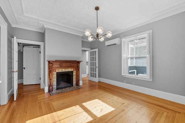 24 Greenville St, Somerville, MA 02145