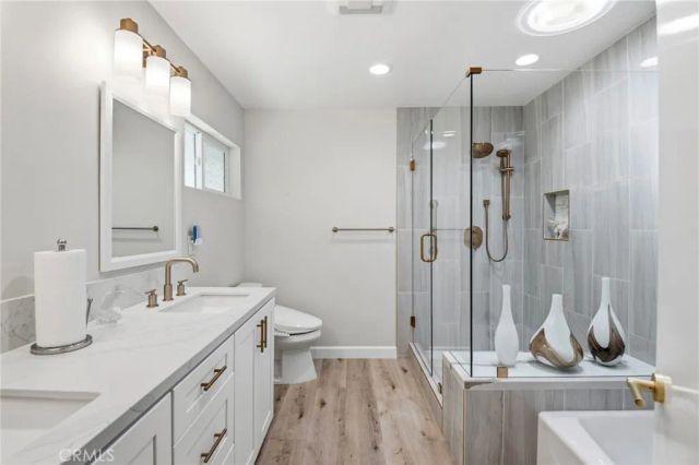 5242 Despacio, Laguna Woods, CA 92637