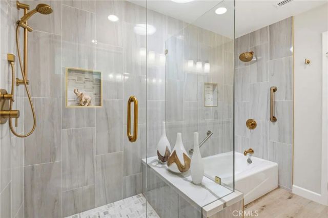 5242 Despacio, Laguna Woods, CA 92637