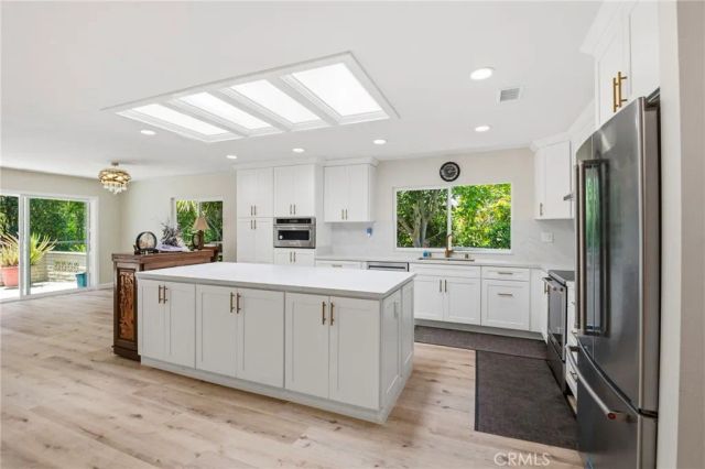 5242 Despacio, Laguna Woods, CA 92637
