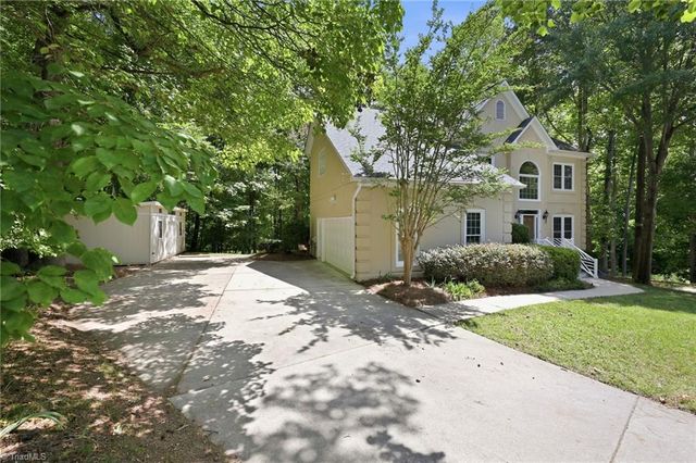 3205 Rider Court, Jamestown, NC 27282