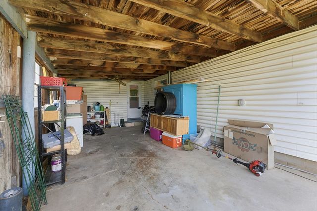 3132 N Oak Street, Springdale, AR 72764