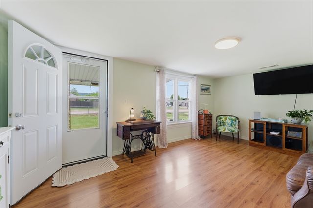 3132 N Oak Street, Springdale, AR 72764