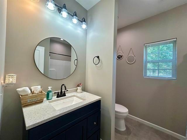 100 SHADOW BROOK CIR, Counce, TN 38326