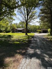 5915 Long Creek Drive, Rochester, IL 62563