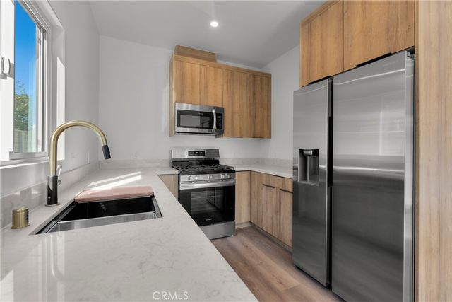 414 S Avenue 56, Los Angeles, CA 90042
