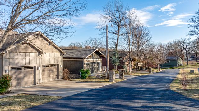 Upper Waterfall Drive, Grove, OK 74344