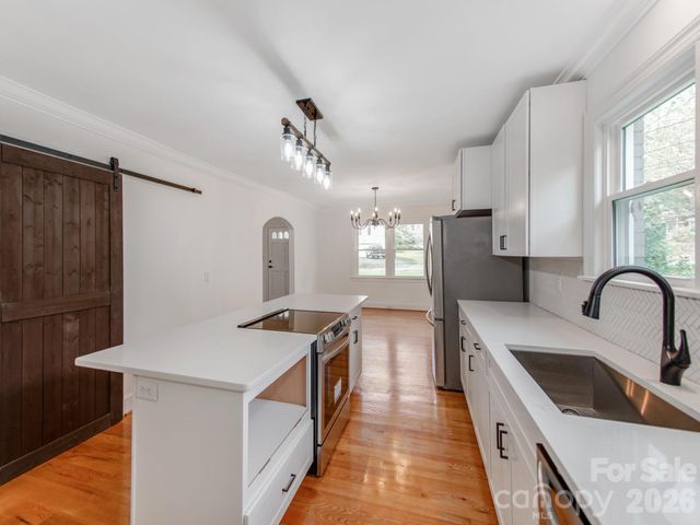 1106 S South Street, Gastonia, NC 28052