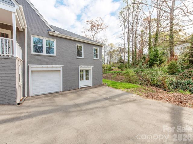 1106 S South Street, Gastonia, NC 28052