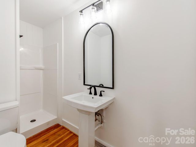 1106 S South Street, Gastonia, NC 28052