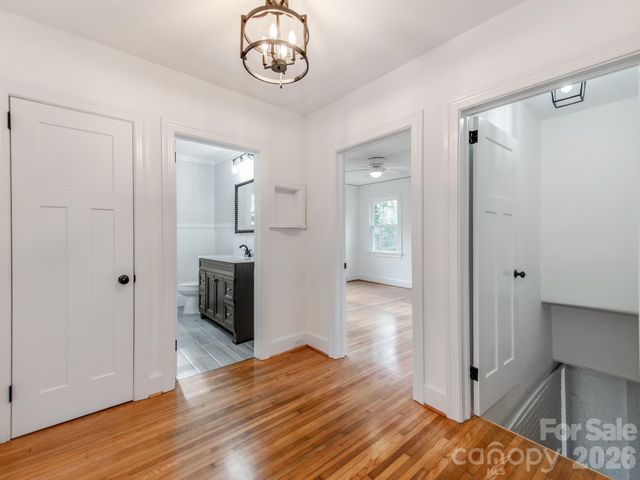 1106 S South Street, Gastonia, NC 28052