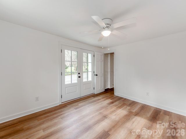 1106 S South Street, Gastonia, NC 28052