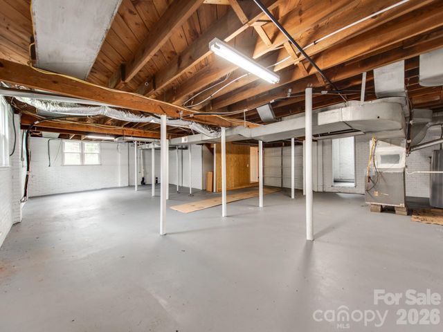 1106 S South Street, Gastonia, NC 28052