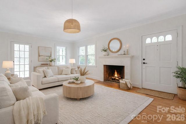 1106 S South Street, Gastonia, NC 28052