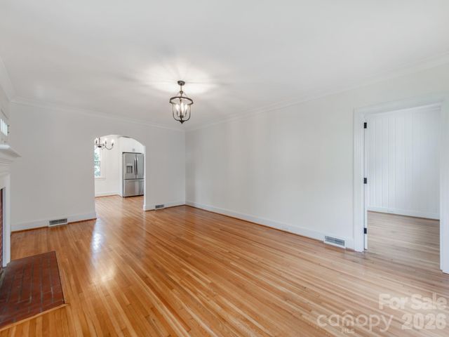 1106 S South Street, Gastonia, NC 28052