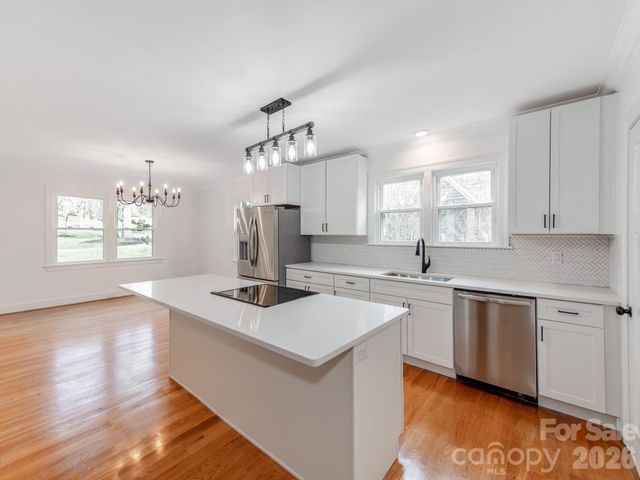 1106 S South Street, Gastonia, NC 28052