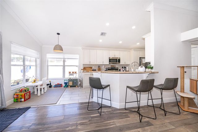 814 WINDERGROVE COURT, Ocoee, FL 34761