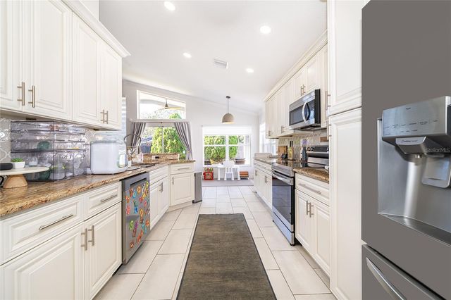 814 WINDERGROVE COURT, Ocoee, FL 34761