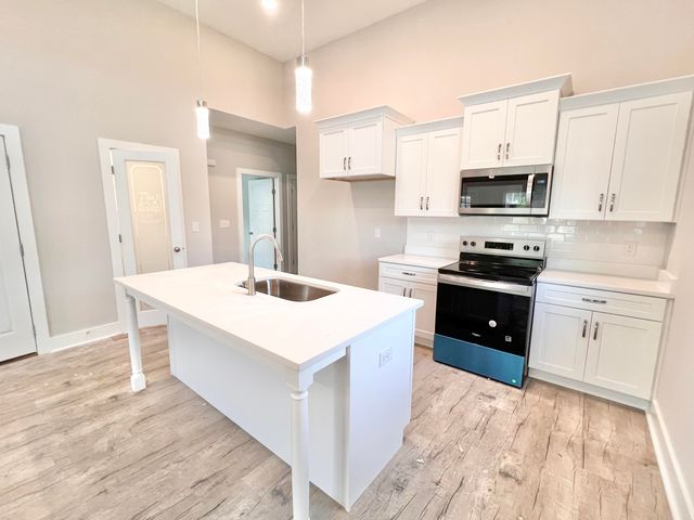 197 Rock Bridge Drive, Ringgold, GA 30736